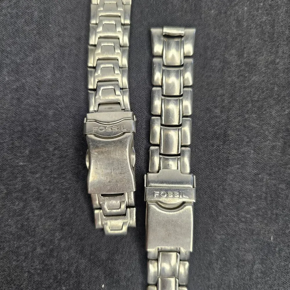 Lot of 2 FOSSIL Men's WristWATCHES 100 Meters Blue Date Stainless Steel As Is
